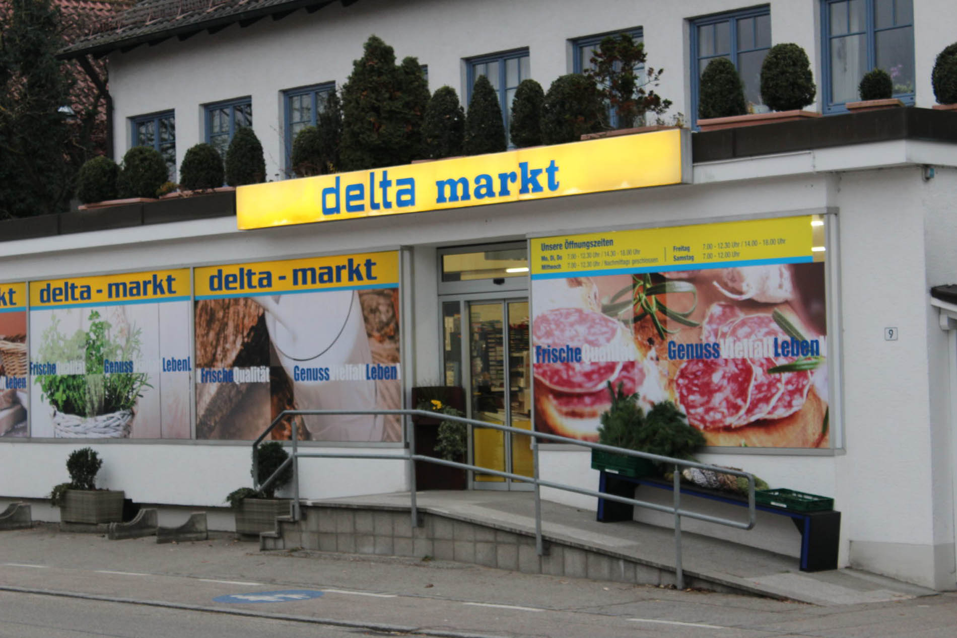 Delta Markt Außenansicht